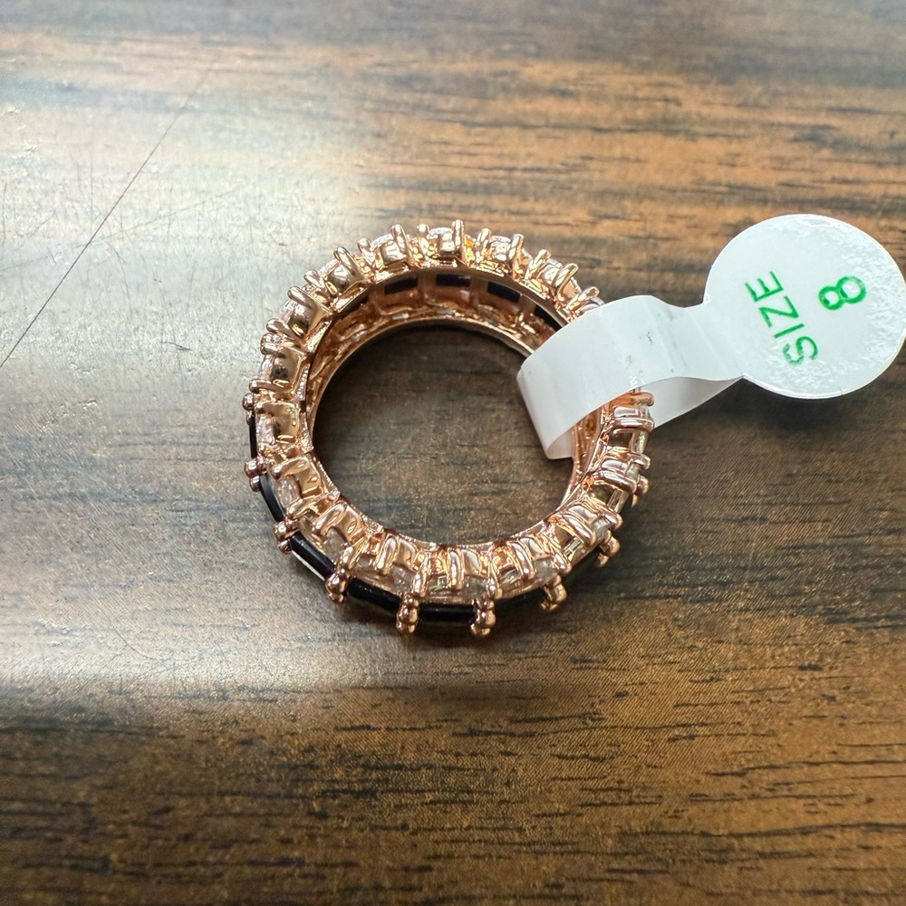 Bomb party ring - Picture 2 of 3